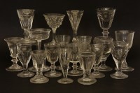 Lot 222 - A collection of mixed glass ware