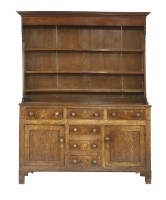 Lot 414 - An oak dresser