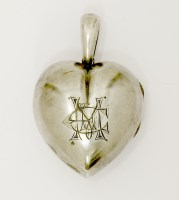 Lot 239 - A silver vinaigrette locket