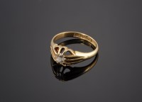 Lot 375 - An Edwardian 18ct gold gentlemen's single stone diamond ring