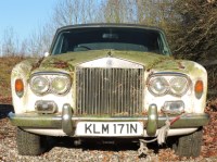 Lot 1 - A 1975 Rolls-Royce Silver Shadow
Registration number: KLM 171N
White. Poor condition. Non runner. No documents or history