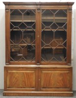 Lot 644 - A Georgian style mahogany bookcase