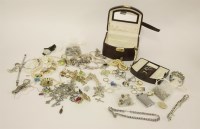 Lot 135 - A quantity of silver and costume jewellery