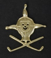 Lot 140 - A 9ct gold jester pendant