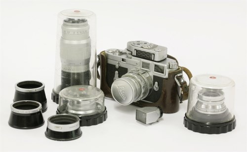 Lot 58 - A Leica M3 35mm camera