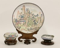 Lot 164 - A Chinese Canton enamelled plate
