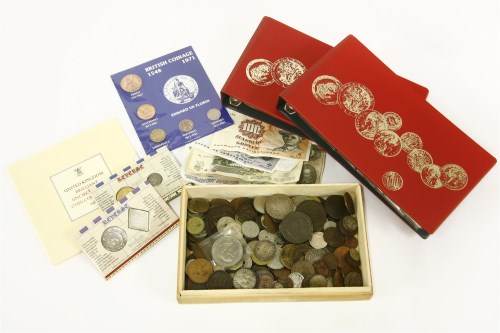 Lot 150 - A collection of British and World coins