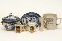 Lot 564 - A quantity of children's blue and white tea wares