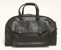 Lot 1197 - A Hidesign black leather holdall