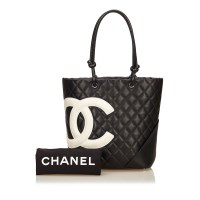 Lot 1036 - A Chanel 'Ligne Cambon' shoulder bag