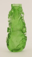 Lot 425 - A Peking glass snuff bottle
