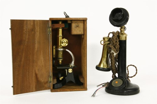Lot 426 - A students microscope