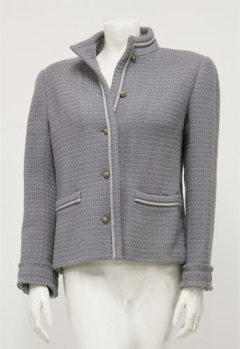Lot 1353 - A Chanel Créations grey jacket