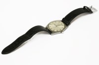 Lot 37 - A gentlemen's stainless steel Omega Geneve strap watch