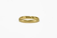 Lot 16 - A 22ct gold wedding ring
3.42g