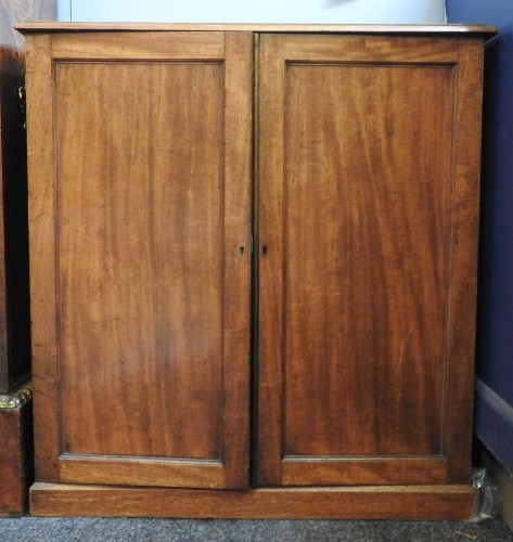 Lot 429 - A Victorian mahogany collector's cabinet with two panelled doors enclosing nine drawers with glass covers. 62 x 34 x 66cm high
Part  of the Bill Brown collection of cutlery