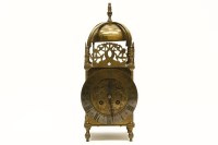 Lot 352 - A modern brass lantern clock