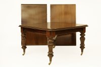 Lot 521 - A large Victorian mahogany extending dining table