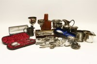 Lot 117 - A group of various silver and plated items