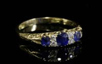 Lot 81 - An Edwardian sapphire and diamond