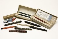 Lot 128 - A quantity of fountain pens