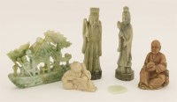 Lot 405 - A collection of Chinese carvings