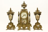 Lot 368 - A gilt metal clock