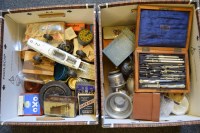 Lot 322 - A collection of various collectable tins