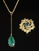 Lot 59 - A Victorian green paste set gold knot brooch/pendant