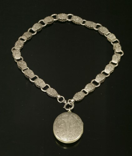 Lot 94 - A Victorian silver fancy chain