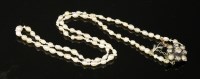 Lot 11 - A single row graduated pearl necklace