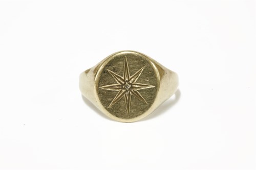 Lot 1 - A gentleman's 9ct gold single stone star set diamond signet ring
7.37g