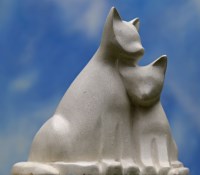 Lot 415 - Gwendoline Davies (20th century)
CAT AND KITTEN
Marble
33 wide x 26 deep x 31cm high

*Artist's Resale Right may apply to this lot.