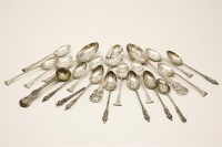 Lot 142 - A set of six Victorian silver apostle spoons