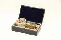 Lot 62 - A box of costume jewellery