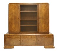 Lot 550 - An Art Deco display cabinet