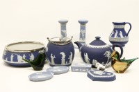Lot 314 - A collection of Wedgwood jasperware