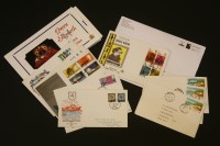 Lot 75 - A large quantity of Great British Queen Elizabeth II Fdc presentation pack