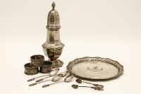 Lot 1119 - An early 20th century silver sugar caster
