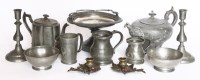 Lot 138 - A collection of pewter items