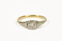 Lot 1006 - A gold single stone diamond ring