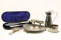 Lot 1130 - A small quantity of silver and plated wares