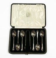 Lot 155 - A cased set of six silver teaspoons and tongs