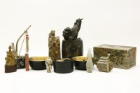 Lot 378 - A collection of Oriental items