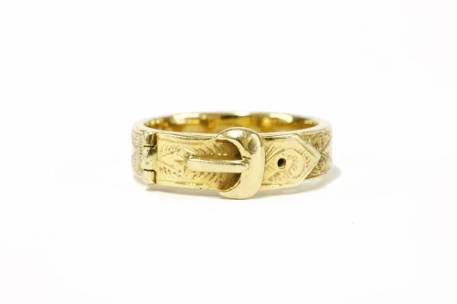 Lot 3 - A Victorian 18ct gold poison ring