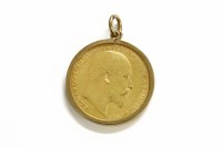 Lot 9 - A 9ct gold sovereign pendant