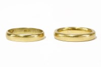 Lot 56 - A 22ct gold wedding ring