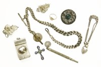 Lot 152 - A collection of silver jewellery