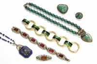 Lot 159 - A collection of costume jewellery