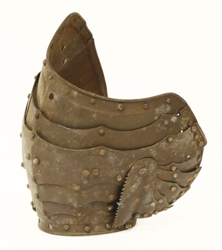 Lot 27 - An articulated pauldron